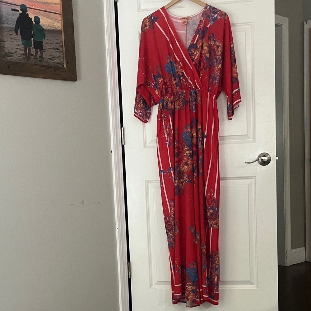Flying Tomato Red Floral kimono style  wide leg Jumpsuit sz medium